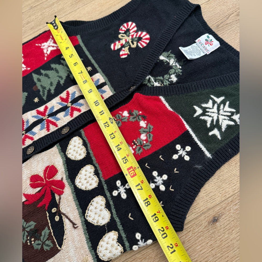 Vintage Christmas knitted button down vest ugly sweater - Picture 6 of 7